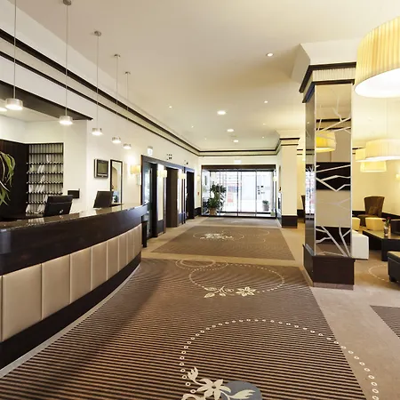 Zeller's Quartier 4*