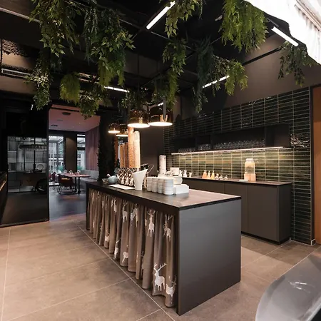 Zeller's Quartier 4* Königsbrunn