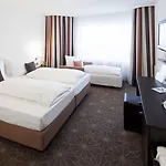 Zeller's Quartier Hotel 4*