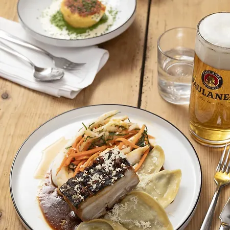 Zeller's Quartier Hotel 4*