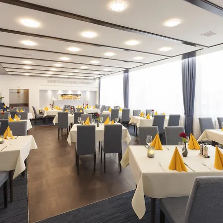 Zeller's Quartier 4*