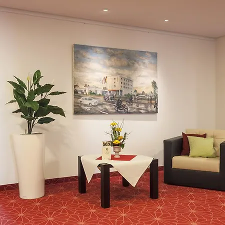 Zeller's Quartier 4*