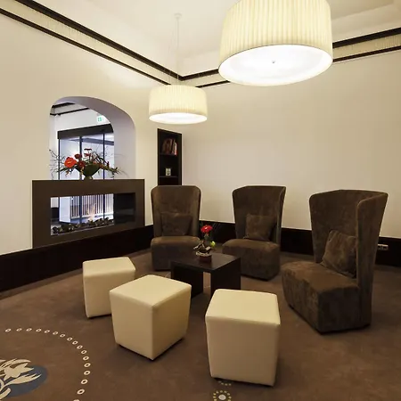 Zeller's Quartier Hotel 4*