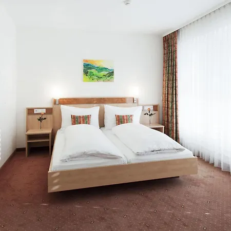 Zeller's Quartier 4* Koenigsbrunn